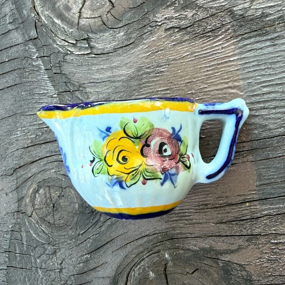 Vestal Alcobaca‎ Portugal Hand Painted Pottery Creamer Floral Blue Yellow 244